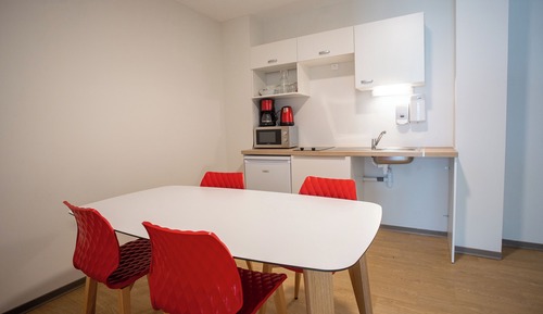 Room, Kitchen
