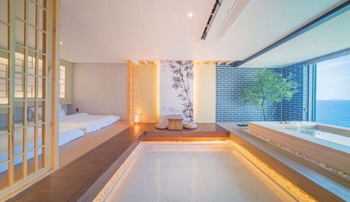 Suite Ondol Room