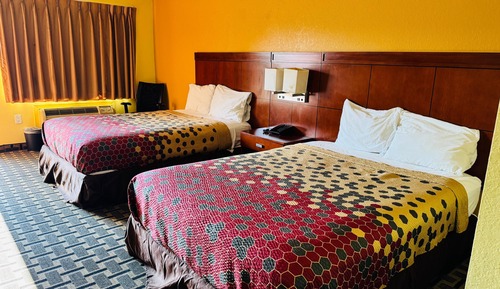 Standard Double Room, 2 Queen Beds