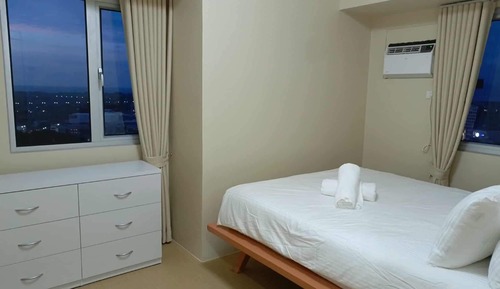 Standard Condo, Sea View