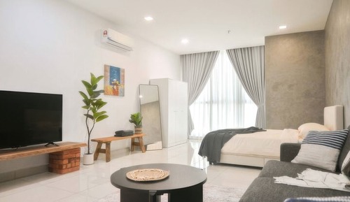 Superior Studio, 1 Queen Bed, Kitchen, City View