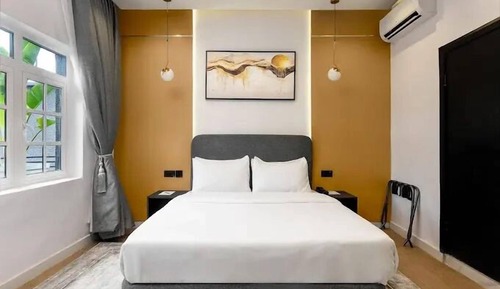 Junior Room, Balcony, City View