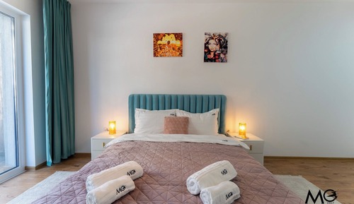 Deluxe Apartment, 2 Bedrooms, Mountain View