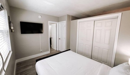 Family Single Room, 1 Queen Bed with Sofa bed