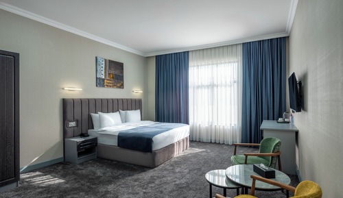 Deluxe Room, 1 Bedroom, City View