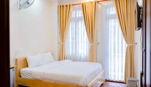 Double Room, Balcony
