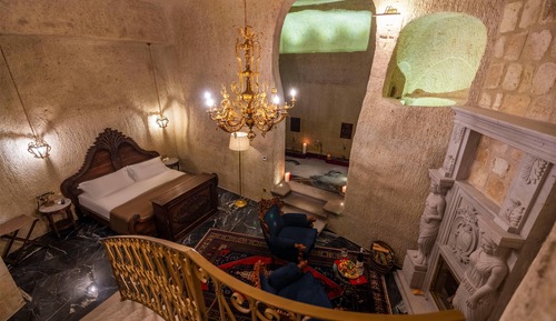 Premium Suite, 1 Double Bed, Jetted Tub (Cave, Fireplace)