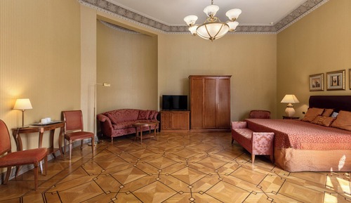 Premium Double Room, Balcony, Garden View