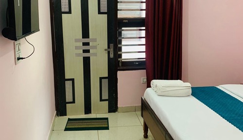 Deluxe Single Room