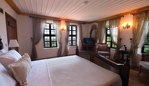 Classic Double Room, Garden View