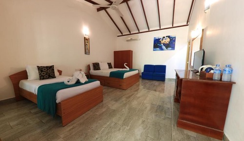 Triple Room, Balcony