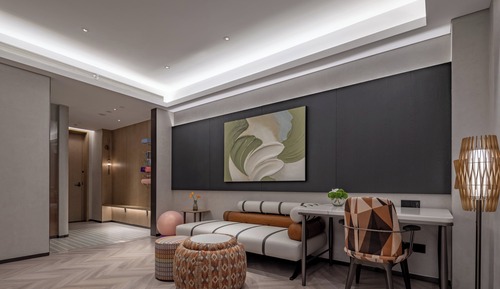 Suite, 1 King Bed