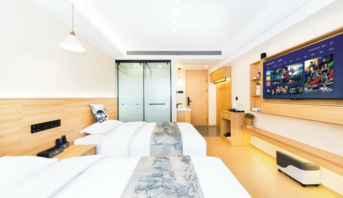 Luxury Twin Room