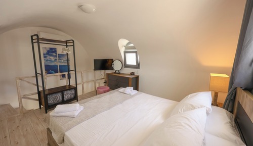 Deluxe Villa, City View