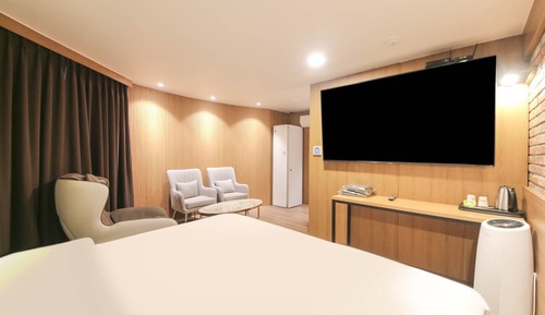Premium, Non-smoking, 75 inch TV, Styler, Massage Chair, OTT Viewing Available