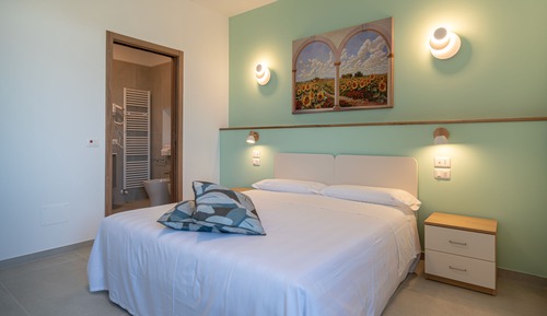 Double Room, Mountain View