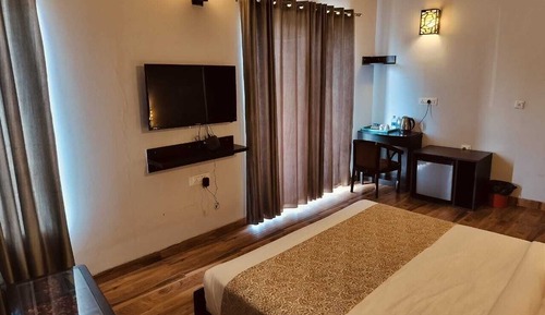 Deluxe Double Room, City View