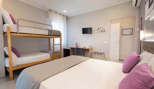 Deluxe Quadruple Room, Balcony, Mountain View
