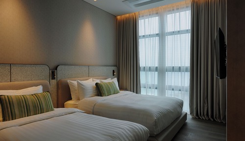 [Hotel] Deluxe Suite(Ocean/2Doubles,1Single)