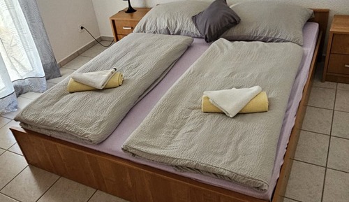Apartment (Two Bedroom Apartment with Balcony an)