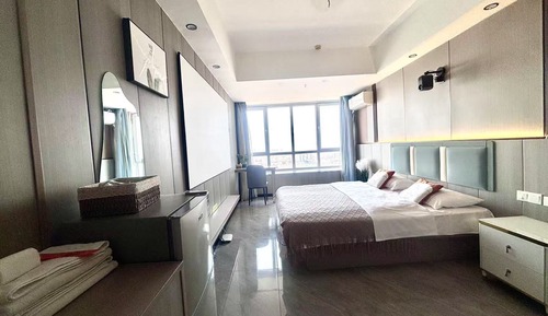 Superior Studio Suite, Partial Sea View