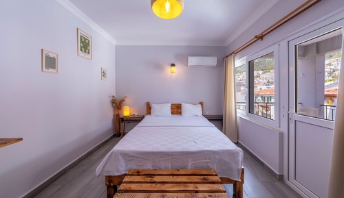 Deluxe Room, City View