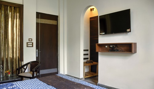 Basic Room, Balcony, Garden View