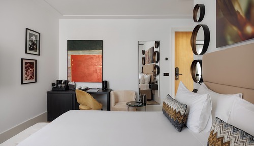 Superior Double Room, Partial Lake View