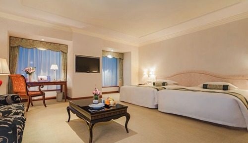 Superior Twin Room, City View