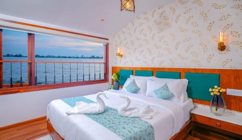 Premium Double Room, Lake View