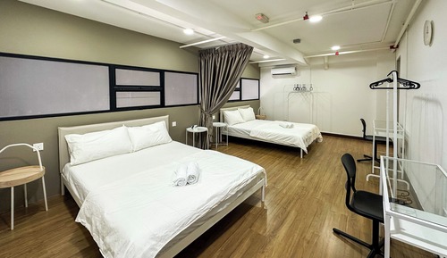 Deluxe Duplex, City View