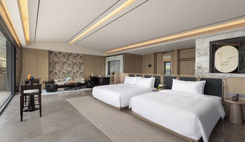 Deluxe Suite, Accessible Bathtub, Garden View (Outdoor Hot Tub)