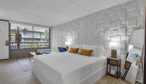 Design Apartment, 1 King Bed with Sofa bed, Patio