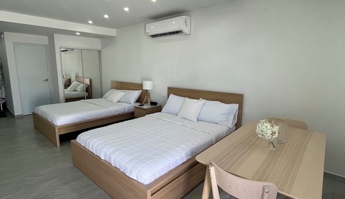 Comfort Apartment, Kitchen, Poolside