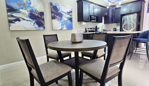 Deluxe Apartment, Executive Level