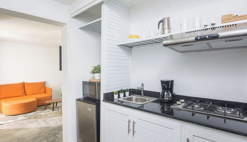 Studio Suite, Garden View, Beachside