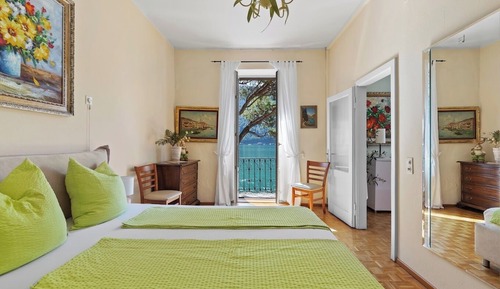 Family Apartment, Lake View