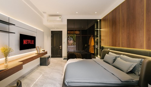 King Room with Balcony