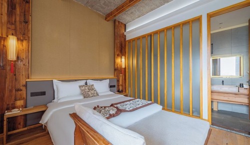 Elite Double Room, Balcony, Courtyard View