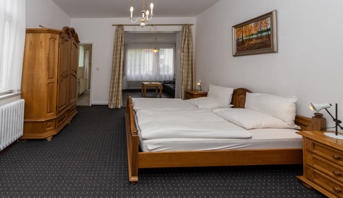 Classic Twin Room, Private Bathroom, City View