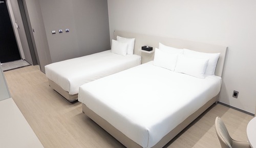 Family Twin Room, Balcony, Partial Ocean View