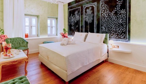 Design Double Room