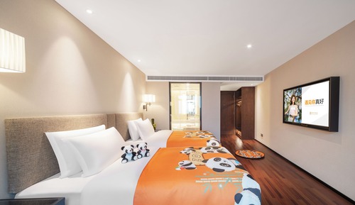 Four Seasons Family Room