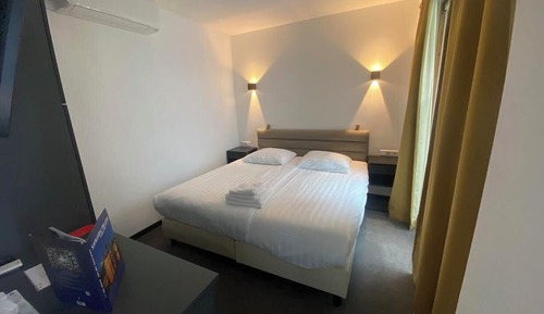 Basic Double Room