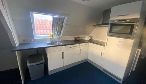 Deluxe Studio, Canal View