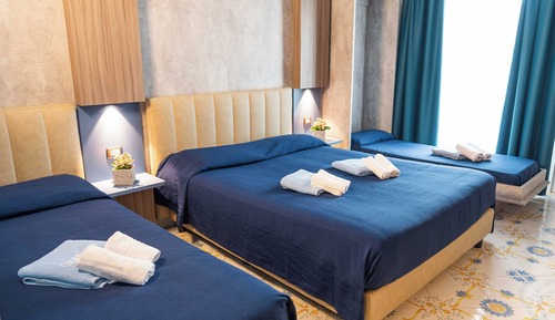 Classic Quadruple Room
