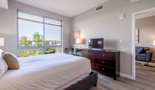 Luxury Apartment, Balcony
