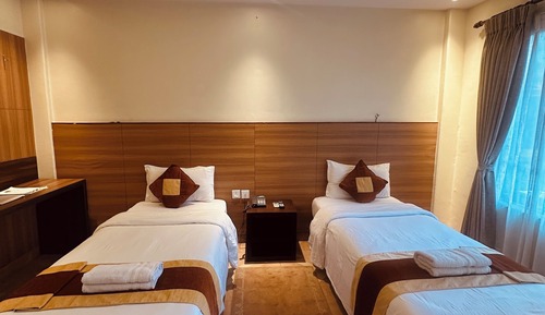 Standard Twin Room