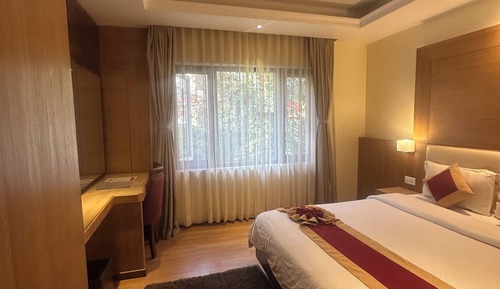 Deluxe Double Room, City View