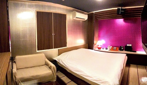 Economy Double Room, 1 King Bed